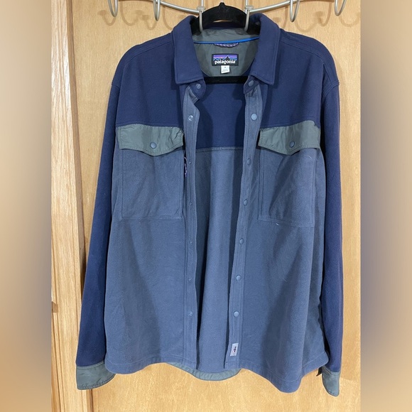PATAGONIA-Men's Long-Sleeved Early Rise Snap Shirt - Picture 1 of 4